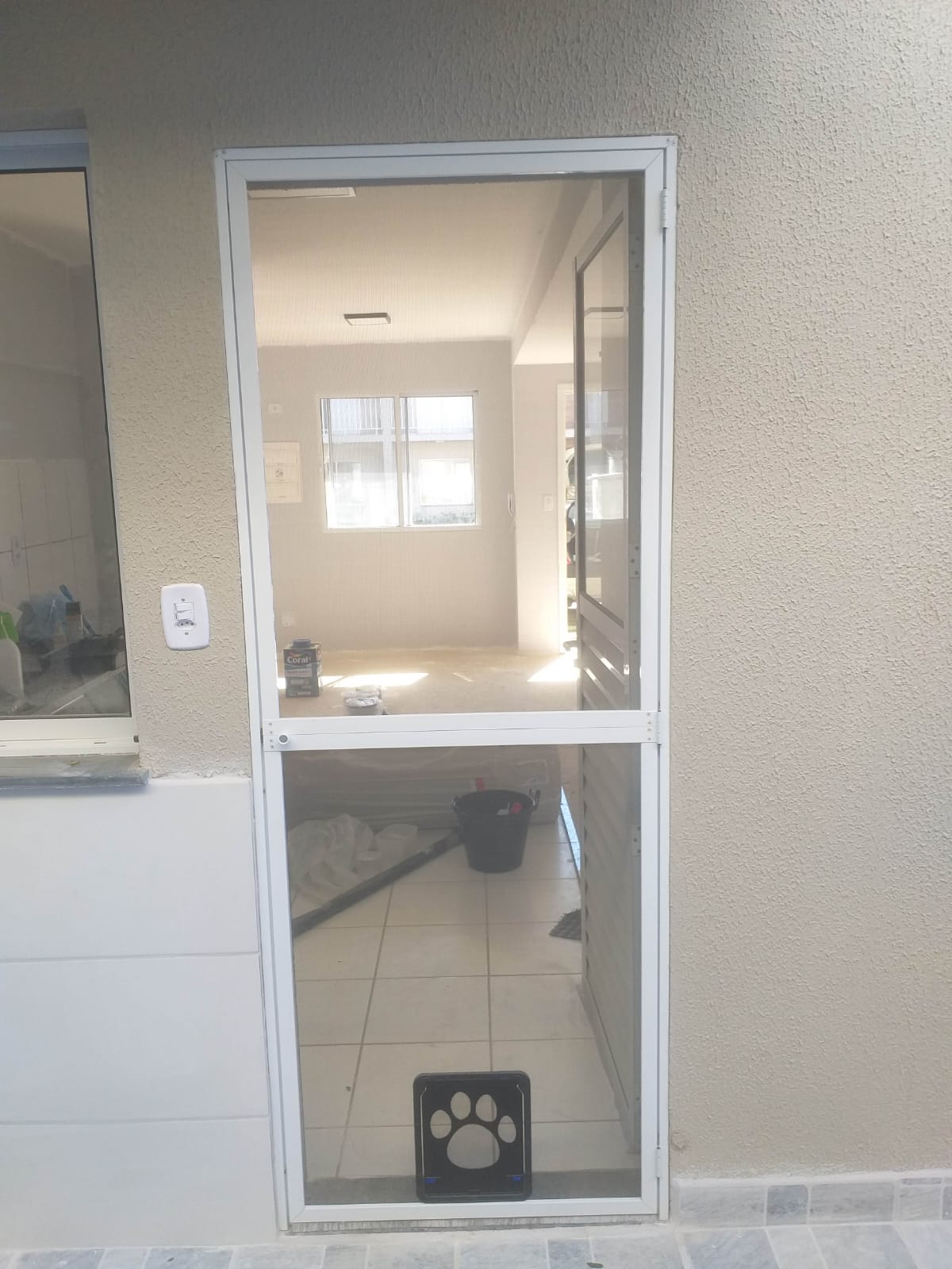 Porta Mosquiteira de Correr ou de giro 